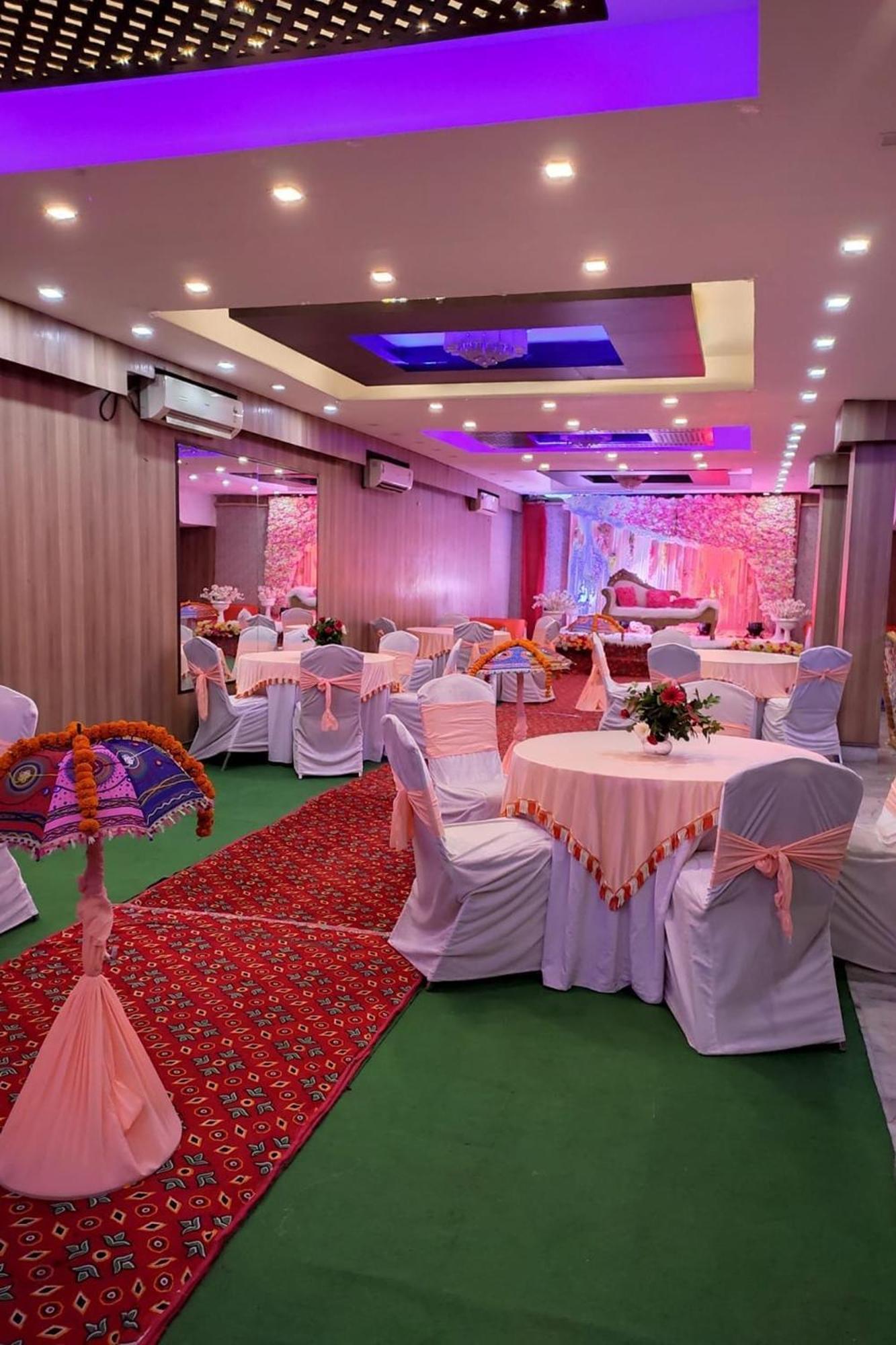Hotel Shree Kanta คูร์เคาน์ ภายนอก รูปภาพ